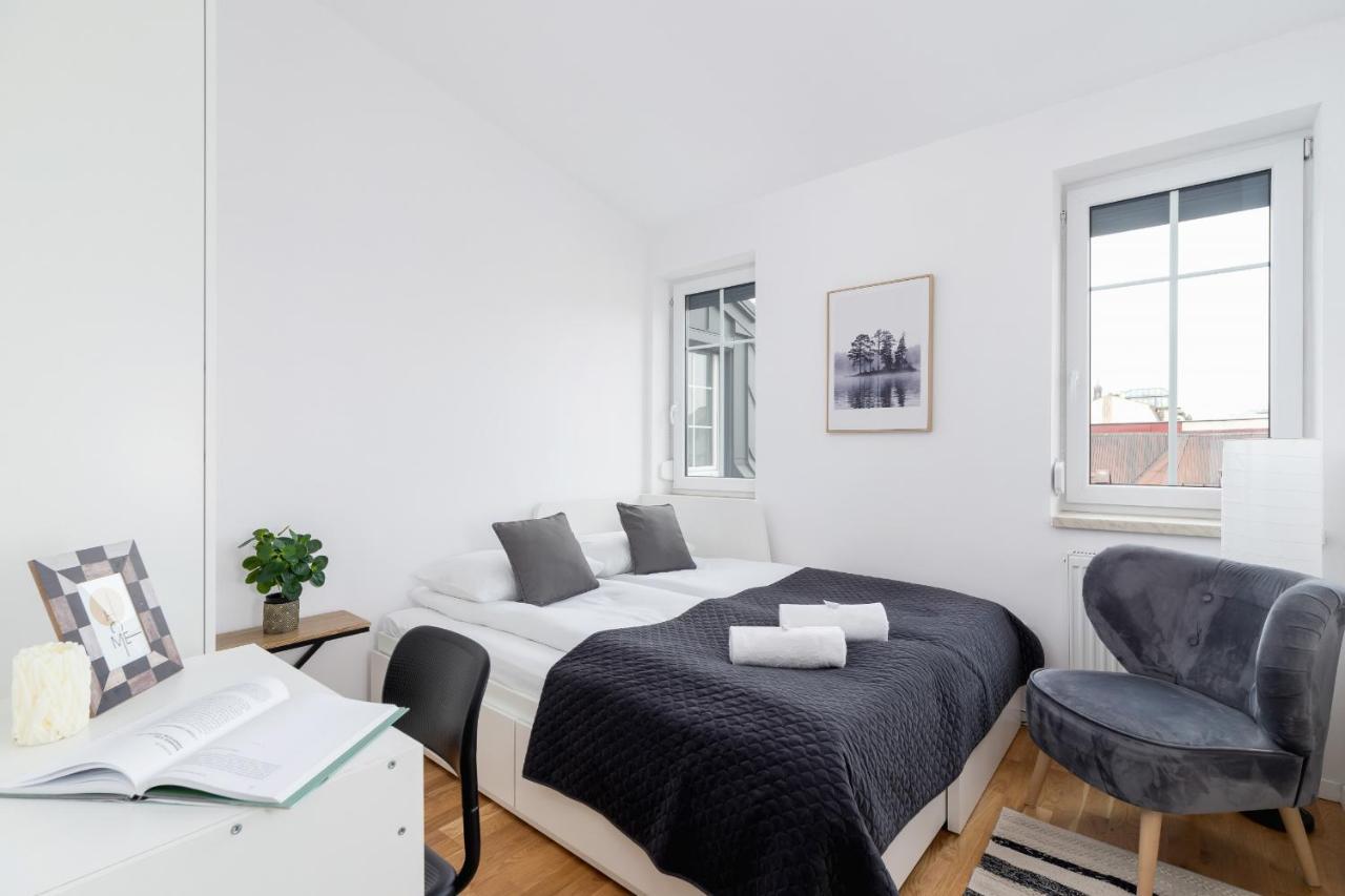 Radziwillowska Apartment Cracow Planty By Noclegi Renters คราคูฟ ภายนอก รูปภาพ
